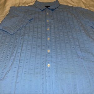 Cremieux Classics Light Blue Seersucker Short Sleeve Button Shirt Men's XL.
